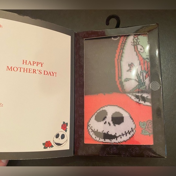 Woman's 6 Pair No Show Socks Size 4-10 Hello Kitty Winnie the Pooh Queen Screams - Picture 9 of 14